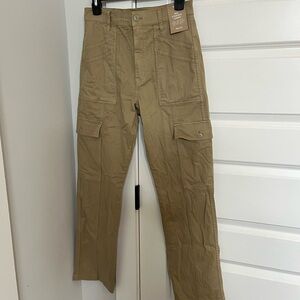Women’s Tan Cargo Pants